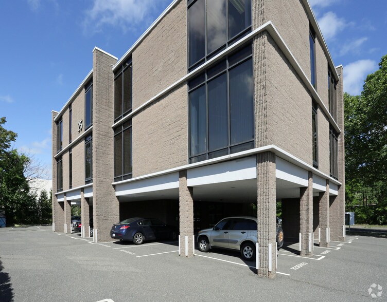 More Photos Of 25 S Service Rd, Jericho Office For Lease