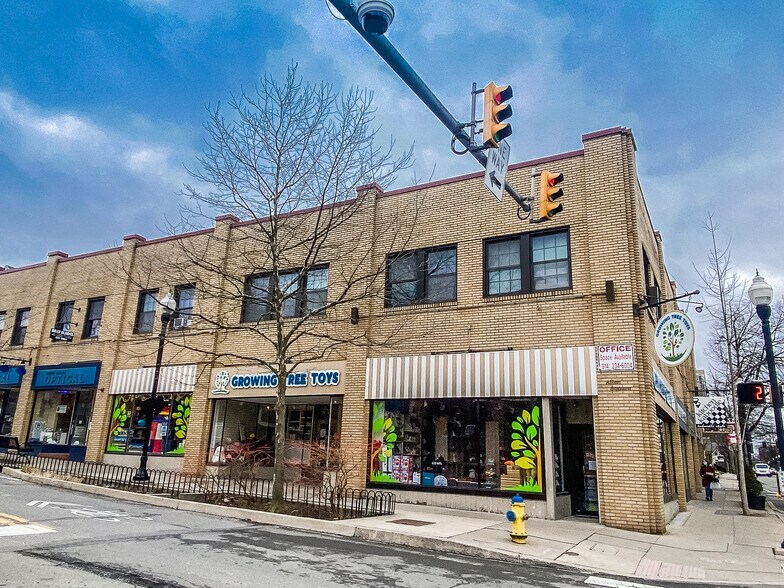 More Photos Of 108 W Beaver Ave, State College Storefront Retail Office For Lease