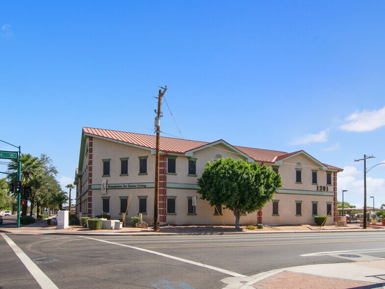 More Photos Of 1201 E Thomas Rd, Phoenix Office For Sale