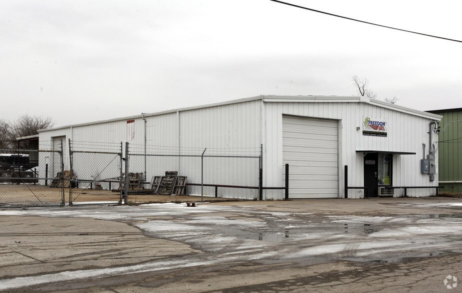 Primary Photo Of 4615 S 101st East Ave, Tulsa Warehouse For Lease
