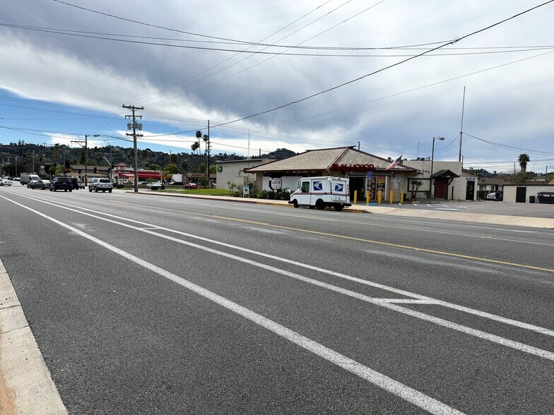 More Photos Of 660 S Magnolia Ave, El Cajon General Retail For Sale