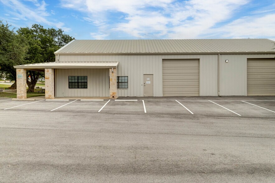 More Photos Of 14101 Hwy 290 W, Austin Unknown For Lease