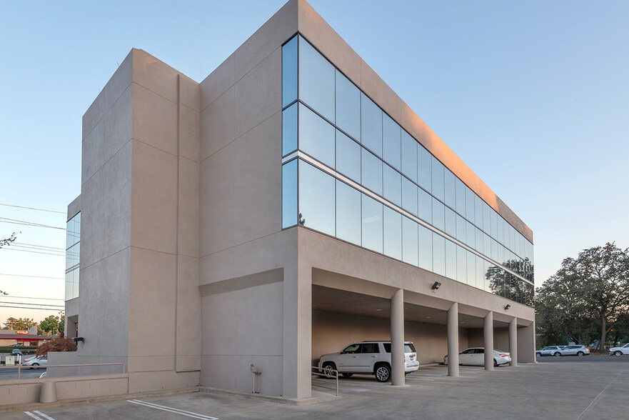 More Photos Of 11707 Fair Oaks Blvd, Fair Oaks Office For Lease