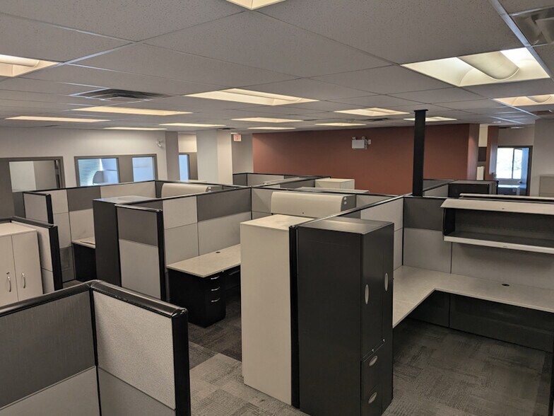 More Photos Of 2112 Premier Way, Sherwood Park Office For Sale