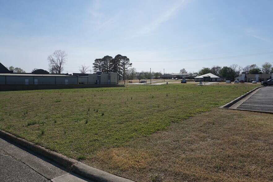 More Photos Of Browns Lane, Jonesboro Land For Sale