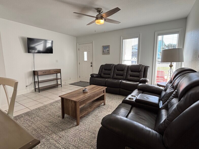 More Photos Of 206 Watermark Way, Port Saint Joe Multifamily For Sale