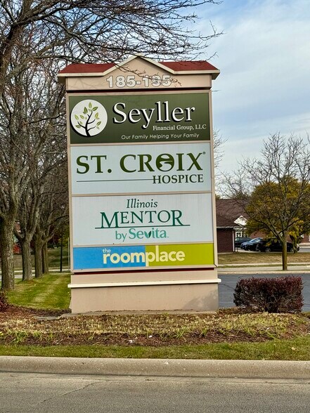 More Photos Of 7340 E State Rd, Rockford Unknown For Lease