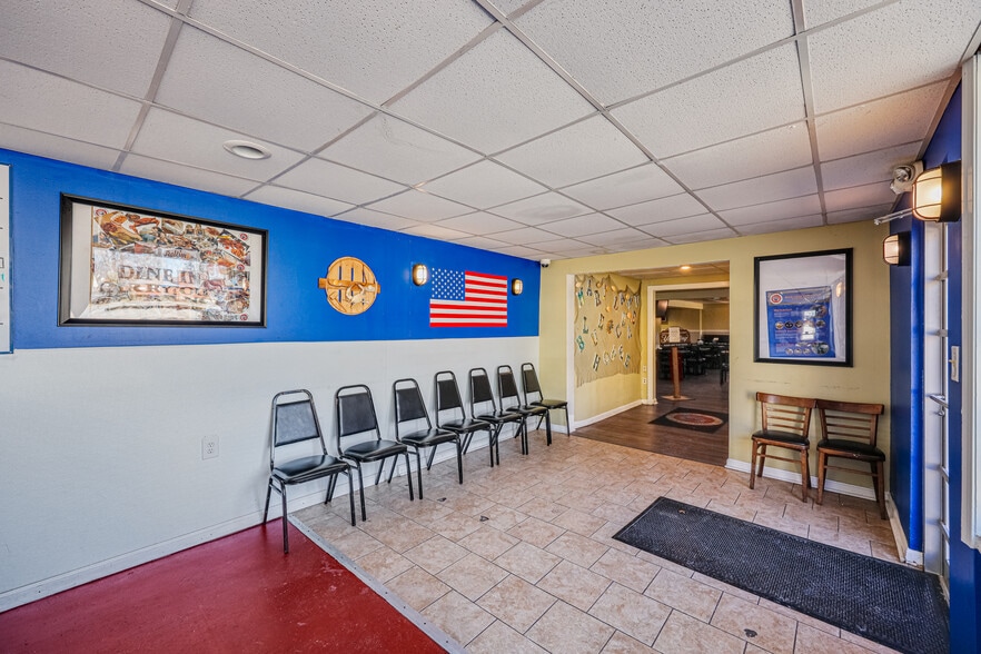 More Photos Of 7100 Sollers Point Rd, Baltimore Restaurant For Sale
