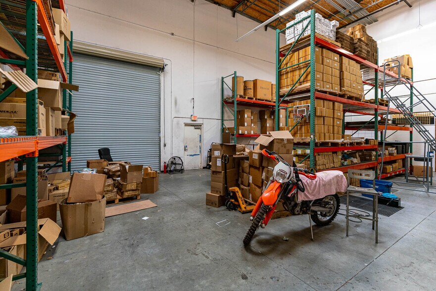 More Photos Of 29033 Avenue Sherman, Valencia Loft Creative Space For Lease