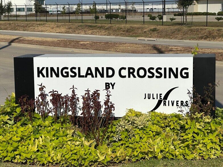 More Photos Of 439 Riviera Ln, Brookshire Storefront For Lease