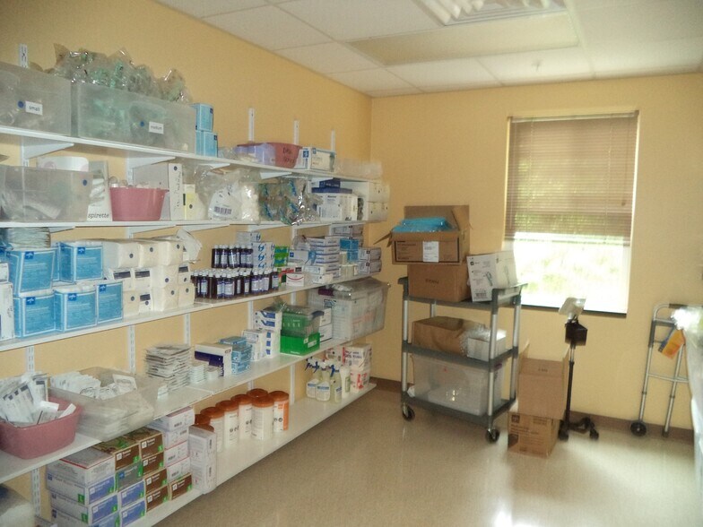 More Photos Of 17A Tatro Rd, Goffstown Healthcare For Sale