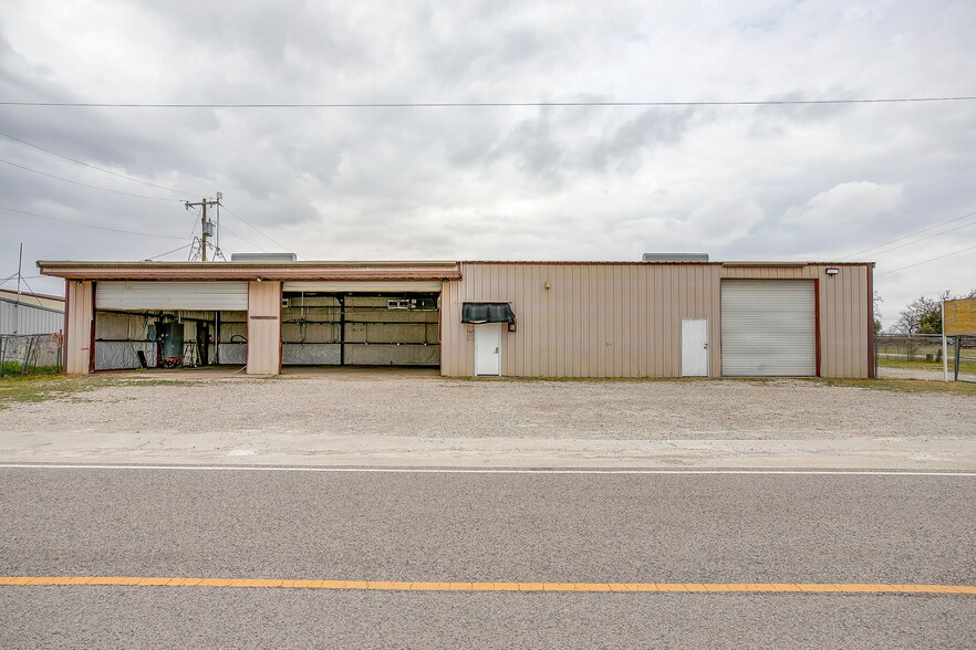 More Photos Of 1814 Barnett Dr, Weatherford Unknown For Lease