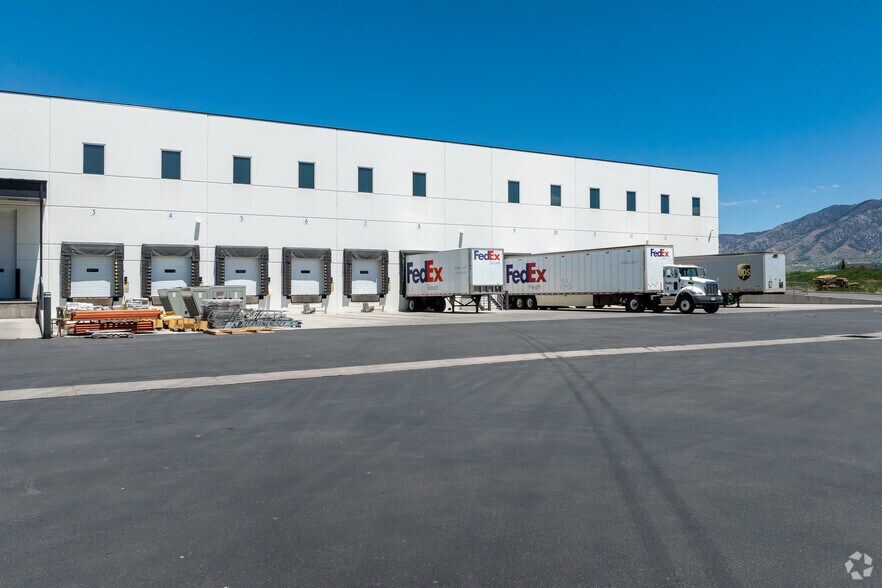 More Photos Of 1525 W 2960 S, Nibley Distribution For Sale