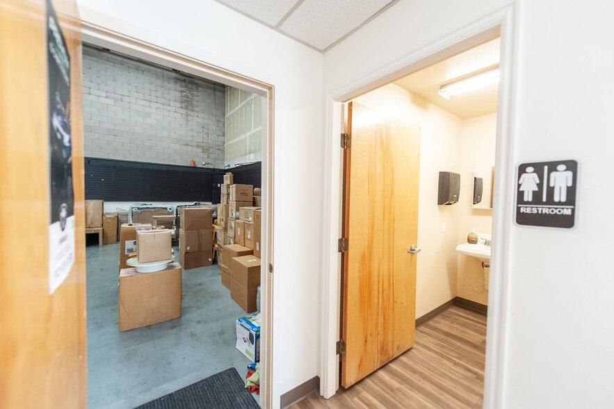 More Photos Of 677 N 3050 E, Saint George Warehouse For Lease