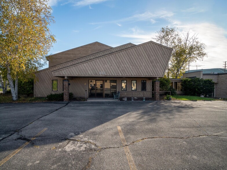 Primary Photo Of 601 Buffalo St, Manitowoc Medical For Lease