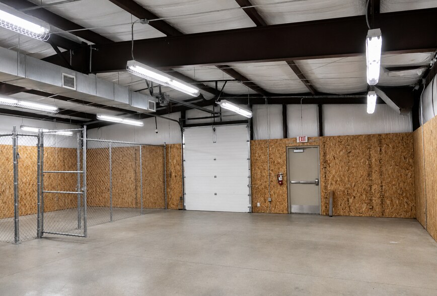 More Photos Of 4916 E 66th St N, Tulsa Office For Sale