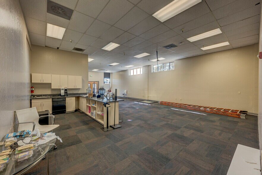 More Photos Of 634 Ryland St, Reno Office For Sale