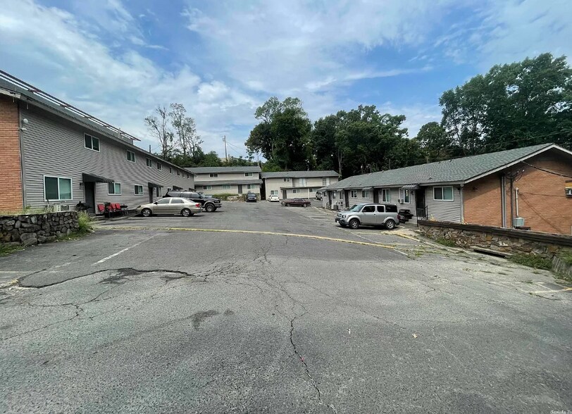 More Photos Of 7700 Indian Trl, Little Rock Apartments For Sale