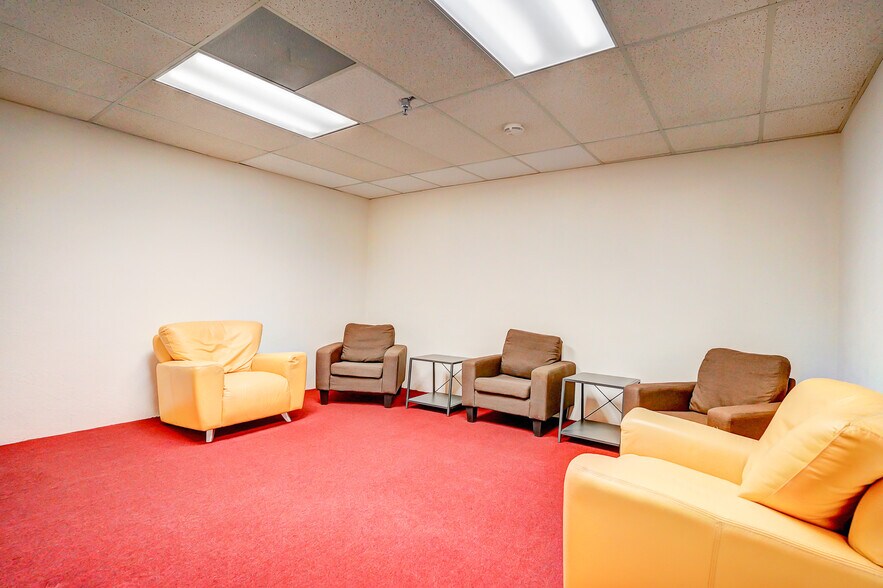 More Photos Of 950 S Central Ave, Compton Schools For Sale