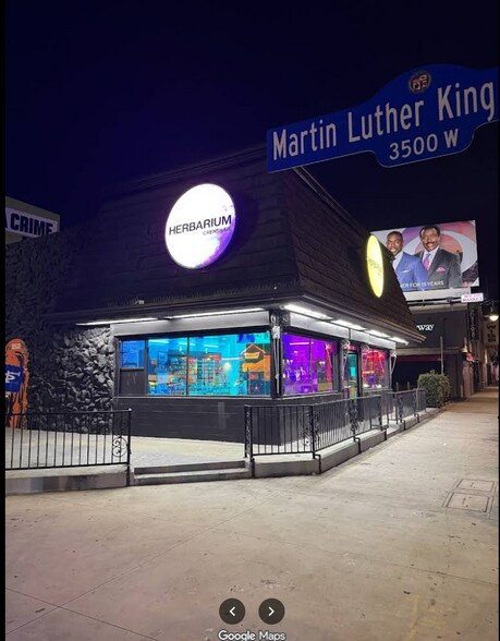 Primary Photo Of 4050 Crenshaw Blvd, Los Angeles Fast Food For Lease