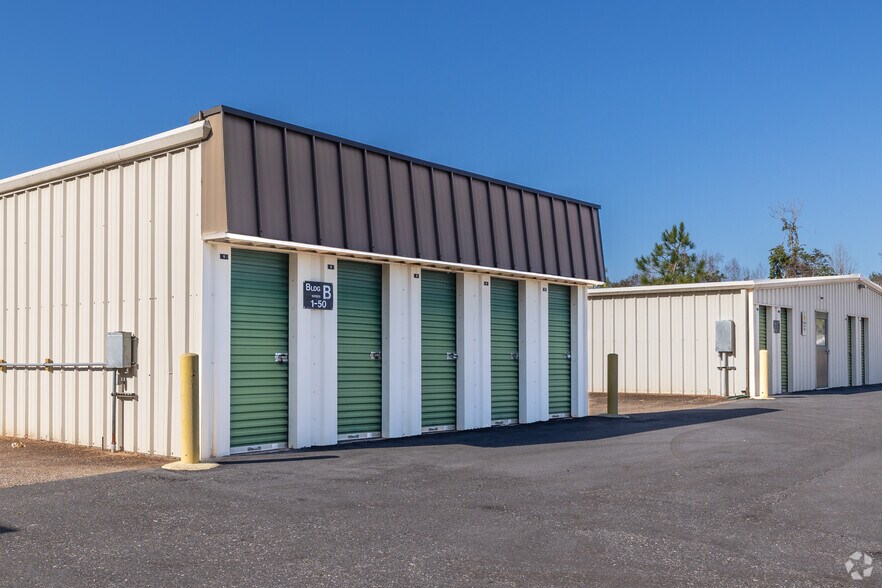 More Photos Of 1300 Schillinger Rd S, Mobile Self Storage For Sale