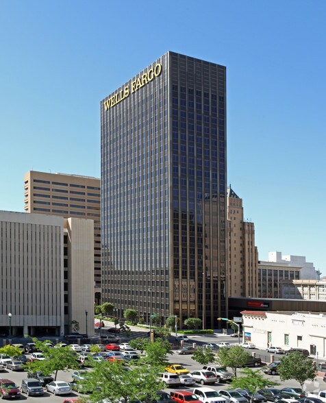 More Photos Of 221 N Kansas St, El Paso Coworking Space