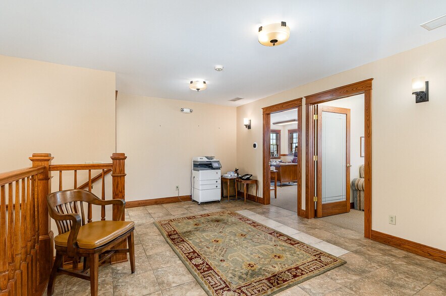 More Photos Of 820 N Michigan Ave, Saginaw Office For Sale