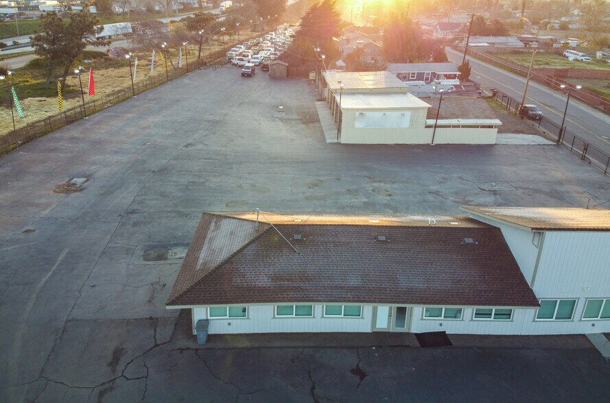 More Photos Of 854 Crows Landing Rd, Modesto Auto Dealership For Sale