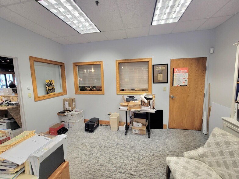 More Photos Of 8365 Wicker Ave, Saint John Department Store For Sale