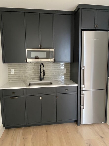 More Photos Of 53-55 Newtown Ln, East Hampton Coworking Space