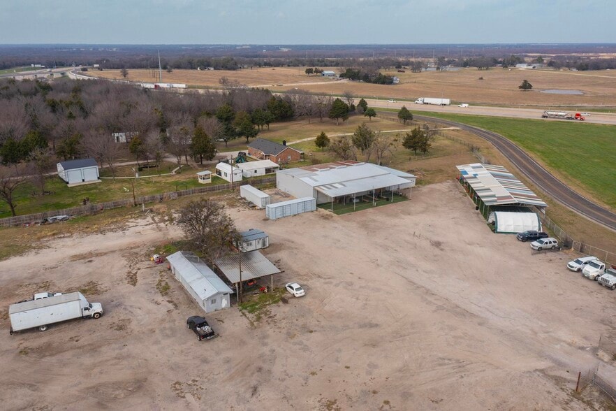 More Photos Of 700 E Main St, Richland Warehouse For Sale