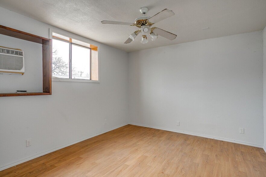 More Photos Of 1814 Barnett Dr, Weatherford Unknown For Lease