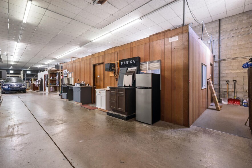 More Photos Of 204 Grand Ave, Clarion Warehouse For Sale