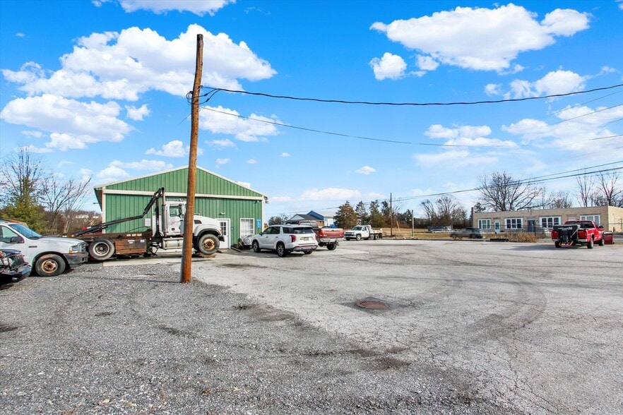 More Photos Of 276 Kingsdale Rd, Littlestown Auto Repair For Sale