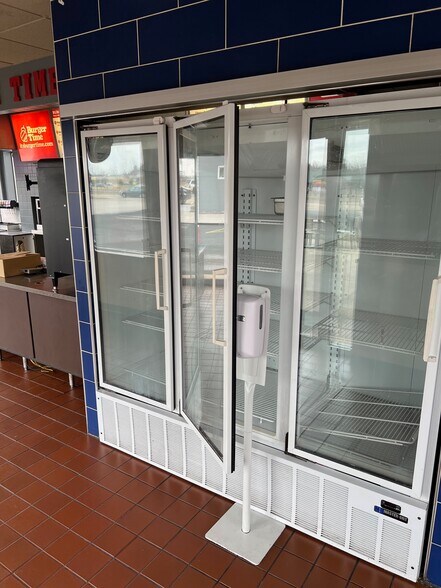 More Photos Of 17650 Highway 65 NE, Andover Fast Food For Sale