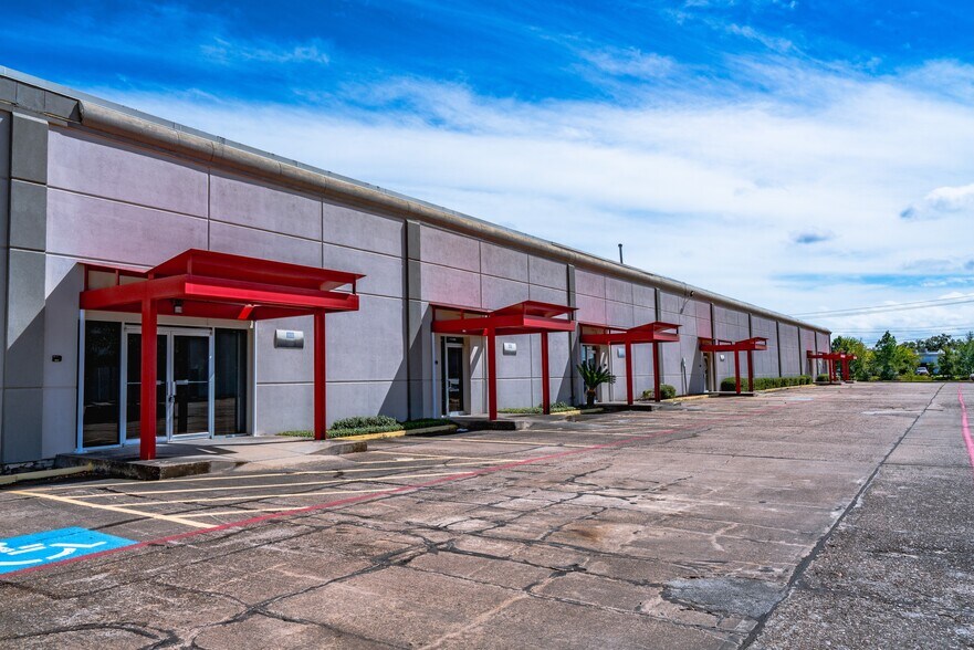 More Photos Of 902-910 Gemini, Houston Unknown For Lease