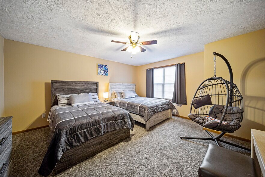 More Photos Of 6037 Lake Rd W, Ashtabula Apartments For Sale