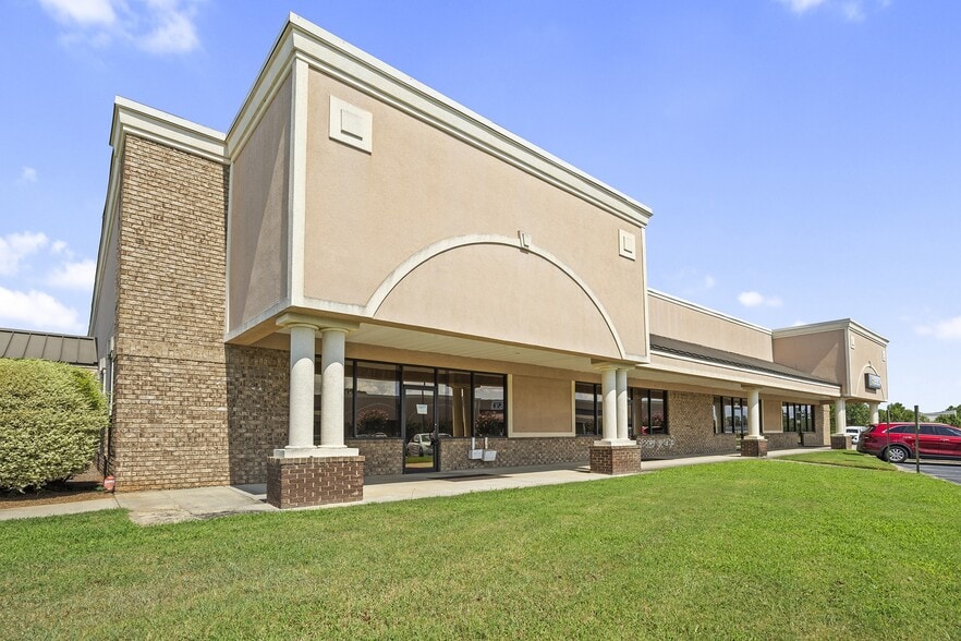 More Photos Of 225 Smithville Church Rd, Warner Robins Storefront For Sale