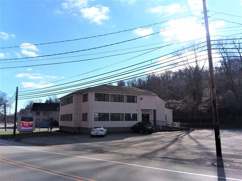 More Photos Of 1717 Babcock Blvd, Pittsburgh Medical For Lease