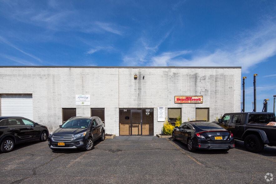 More Photos Of 100-122 Keyland Ct, Bohemia Warehouse For Sale