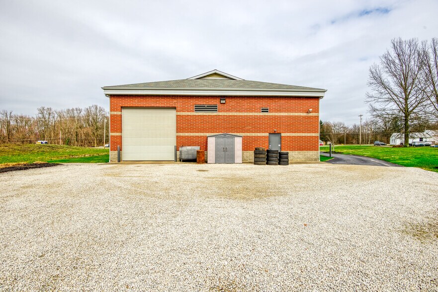 More Photos Of 5071 OH-43 Rd, Kent Auto Repair For Sale