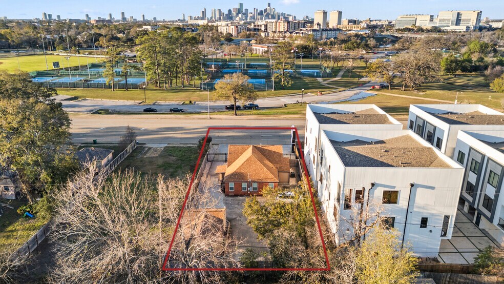 More Photos Of 4928 Old Spanish Trl, Houston Office For Lease