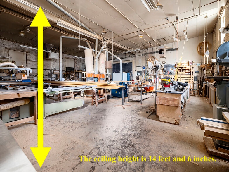 More Photos Of 3056 W Walton St, Chicago Warehouse For Lease