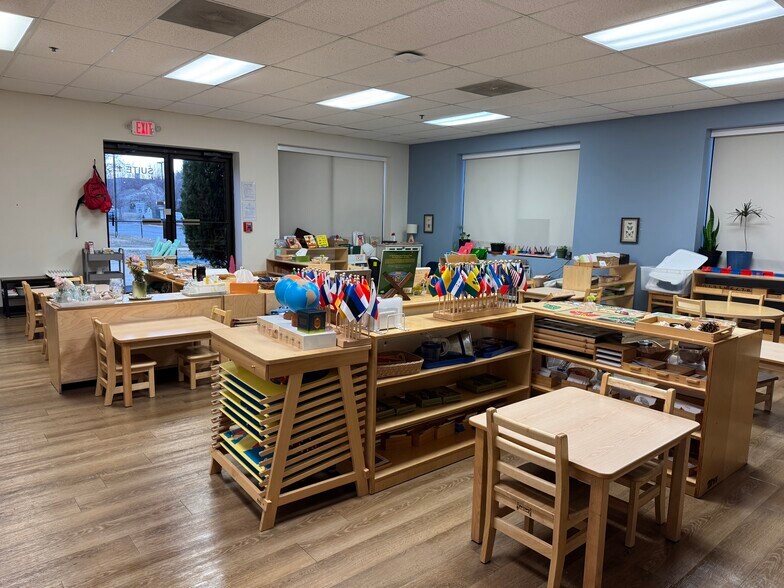 More Photos Of 2557 Us Highway 130, Cranbury Light Distribution For Lease