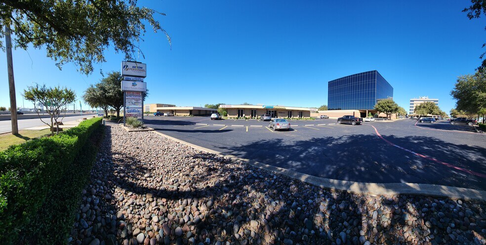 More Photos Of 235 NE Loop 820, Hurst Office For Lease