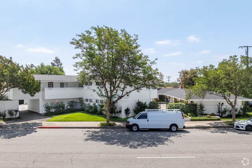 More Photos Of 200-202 E Huntington Dr, Alhambra Apartments For Sale
