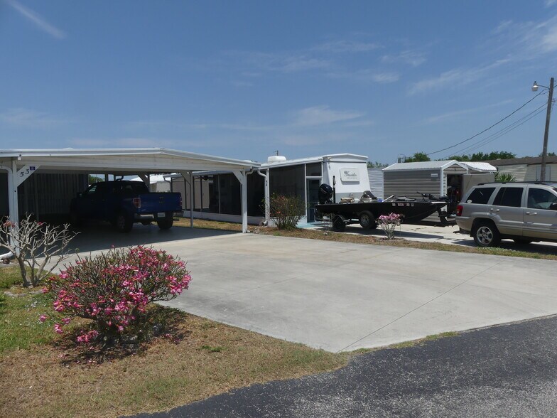 More Photos Of 8761 FL-78, Okeechobee Manufactured Housing Mobile Home Park For Sale