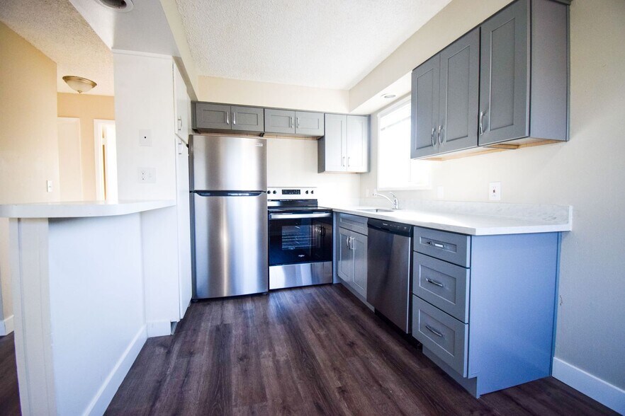 More Photos Of 12870 SW Allen Blvd, Beaverton Apartments For Sale