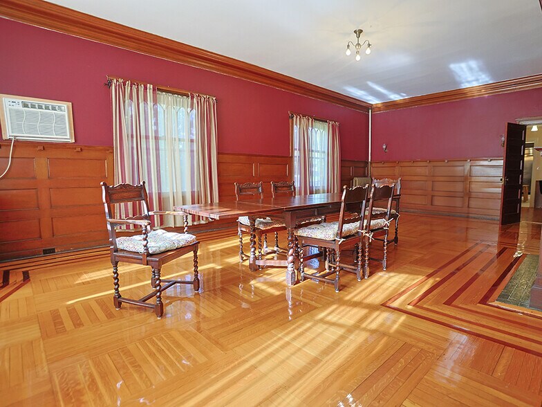 More Photos Of 236 High St, Monroe Skilled Nursing Facility For Lease