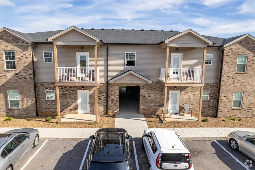 More Photos Of 2146 Prospector Ct, Bowling Green Apartments For Sale